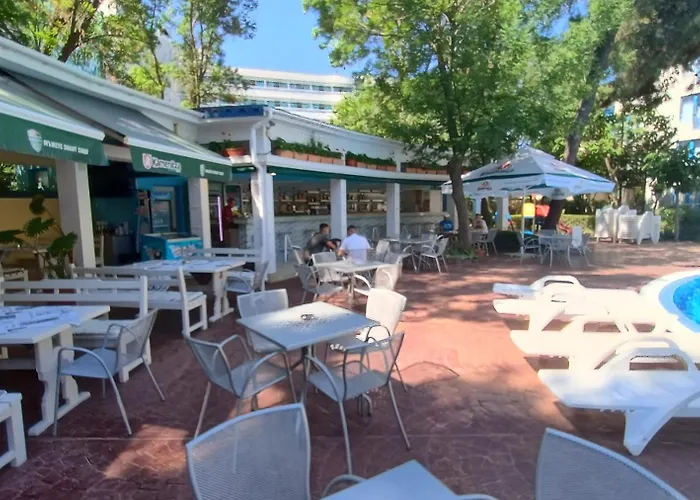 Excelsior דירה 3*