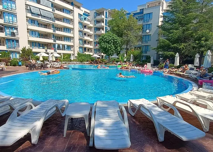 Excelsior דירה 3*